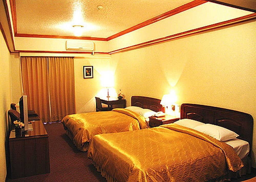 Sin Fu Business Hotel Ταϊχούνγκ Εξωτερικό φωτογραφία