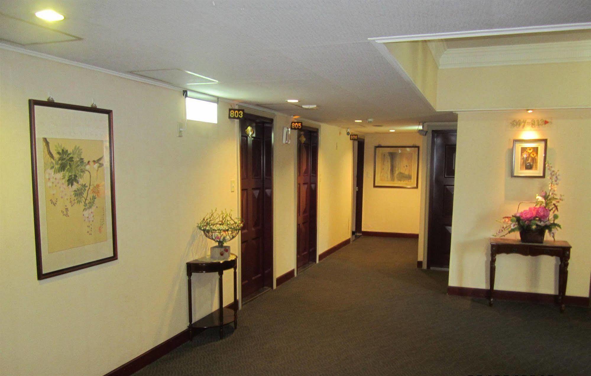 Sin Fu Business Hotel Ταϊχούνγκ Εξωτερικό φωτογραφία